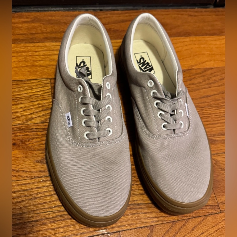 Vans Men's Taupe Canvas Sneakers Size 11.5 - Picture 3 of 10